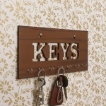 eCraftIndia KeysWooden Holder with 7 Hooks